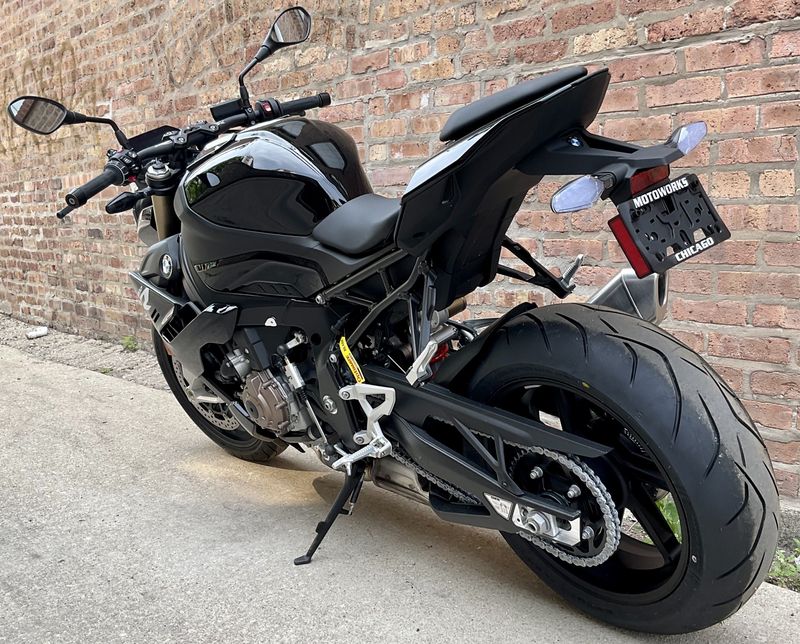 2023 BMW S 1000 RImage 3