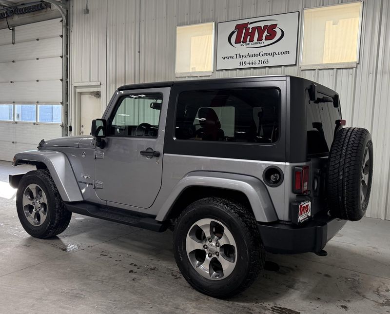 Used 2017 Jeep Wrangler JK SaharaImage 11