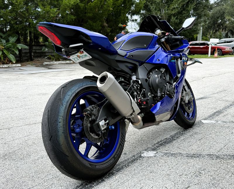 2026 Yamaha YZF-R1
