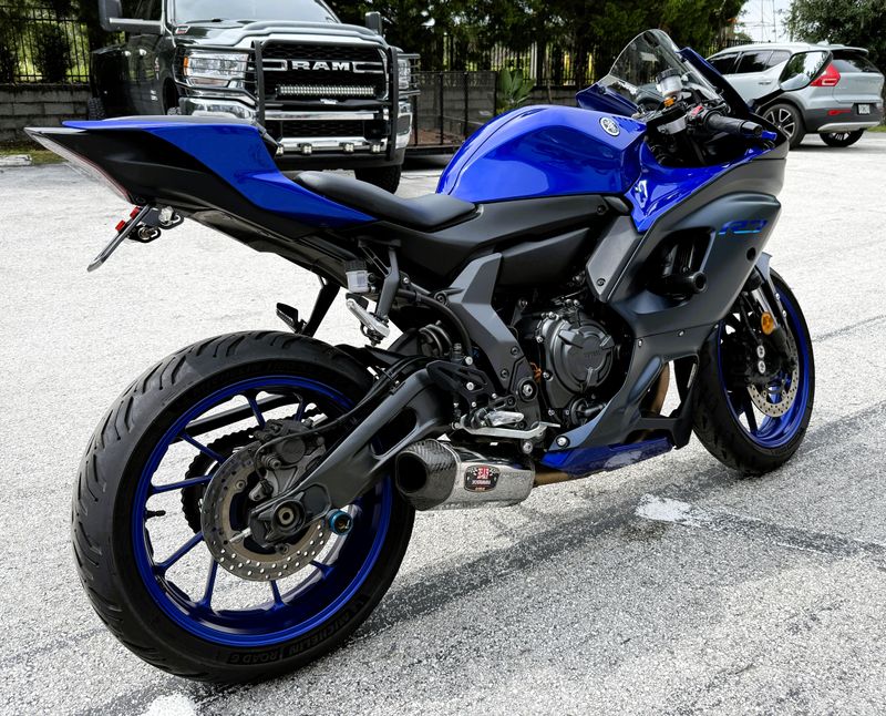 Used 2022 Yamaha YZF R7 