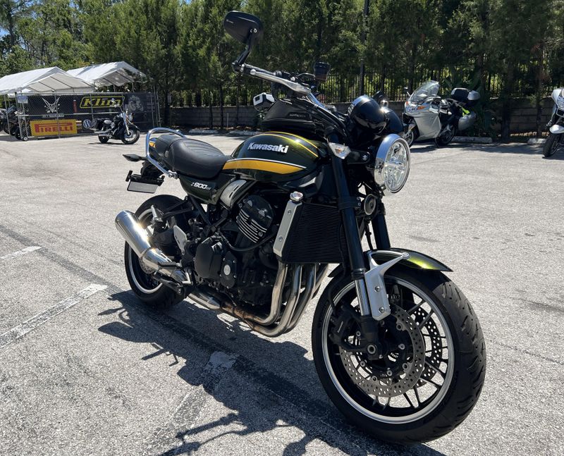 2021 Kawasaki Z900RS ABS 