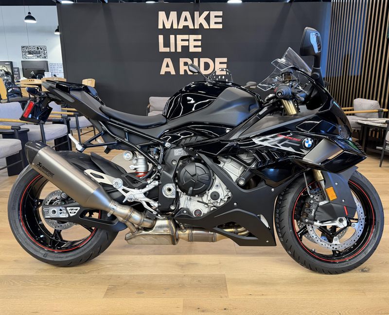 2026 BMW S 1000 RR