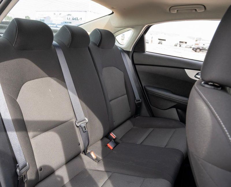 Used 2022 Kia Forte LXSImage 16