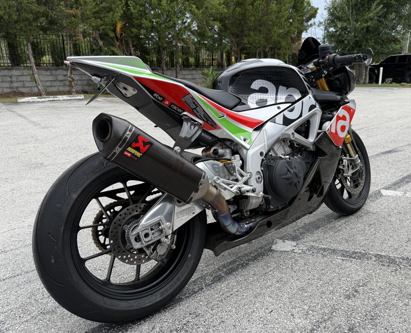 2017 Aprilia Tuono V4 1100 Factory ABS 