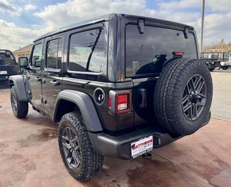 New 2026 Jeep Wrangler 4-door Sport SImage 8