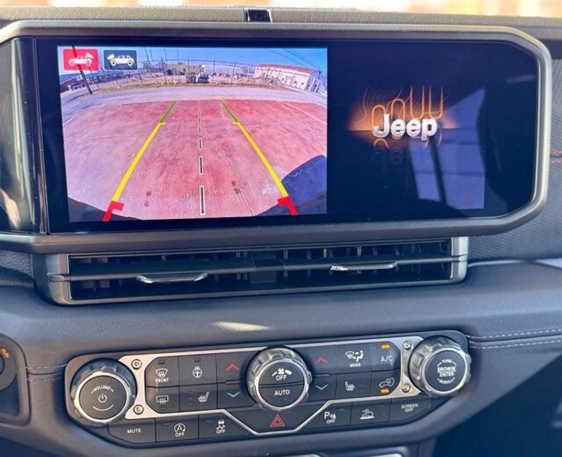 New 2026 Jeep Wrangler 4-door Rubicon XImage 17