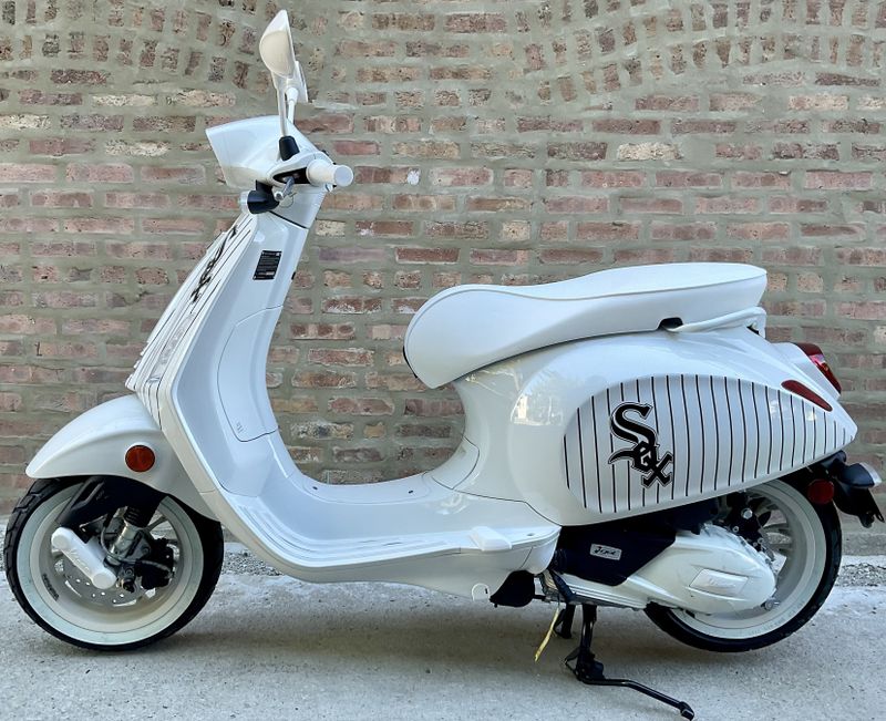 2024 Vespa Sprint Chicago White Sox  Image 1