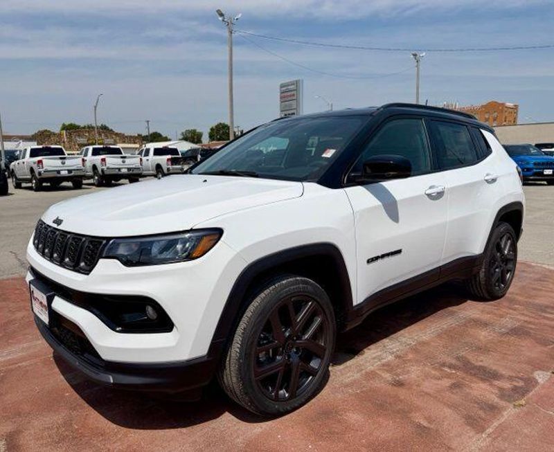 New 2026 Jeep Compass Limited Altitude 4x4Image 1