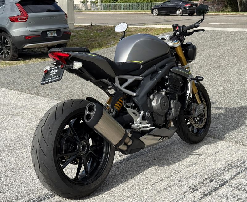 2022 Triumph Speed Triple 1200 RS