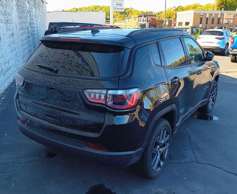 New 2026 Jeep Compass Limited Altitude 4x4Image 6