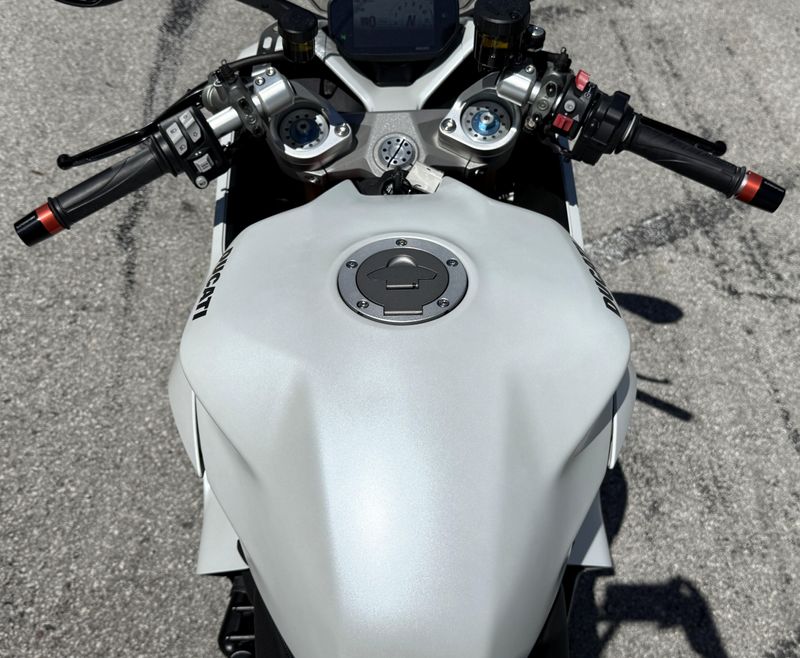 2021 Ducati SuperSport 950 S