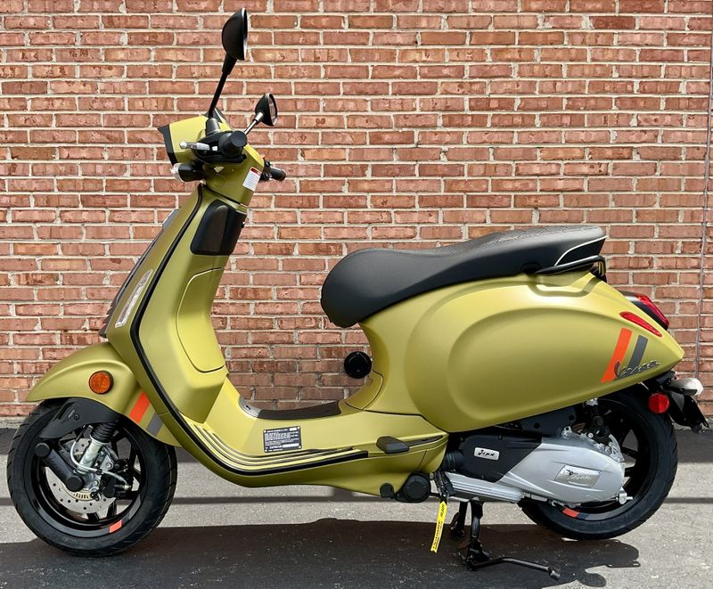 2024 Vespa Sprint S 150  Image 4