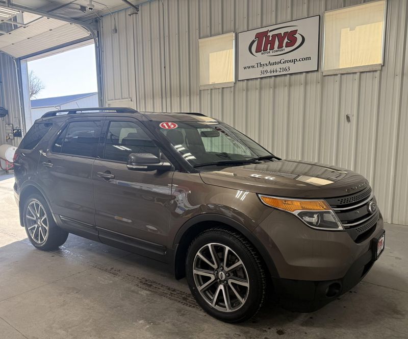 Used 2015 Ford Explorer XLTImage 1
