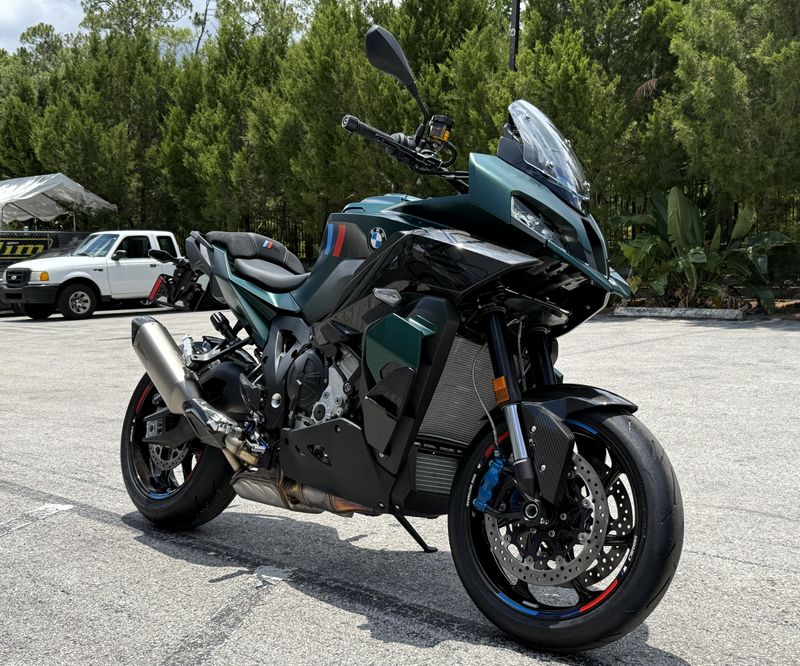 2026 BMW M 1000 XR Competition