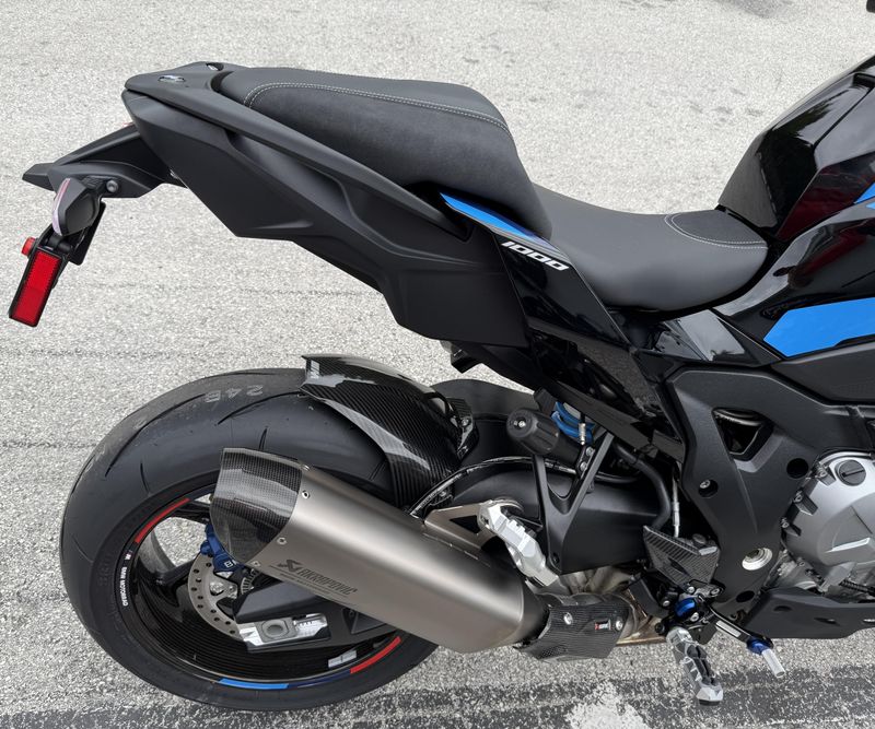 2025 BMW M 1000 XR Competition 