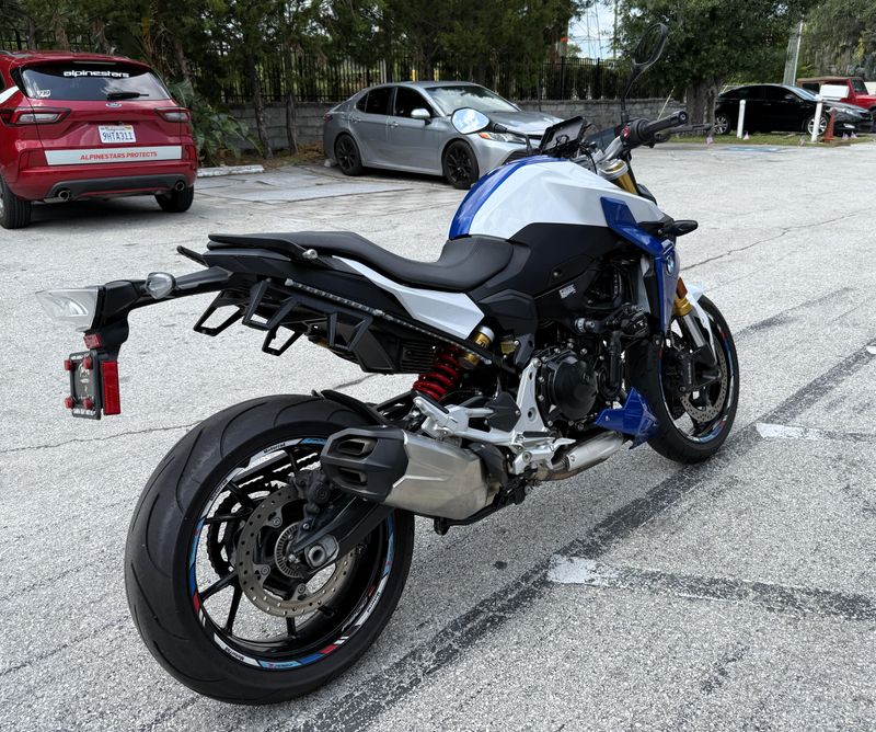 2022 BMW F 900 R