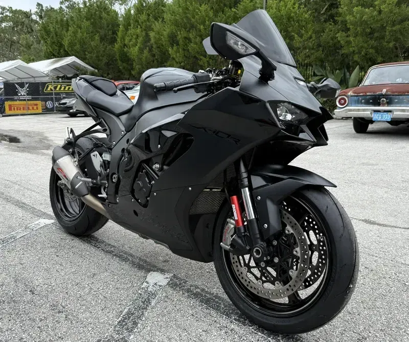 Used 2024 Kawasaki Ninja ZX10R ABS 
