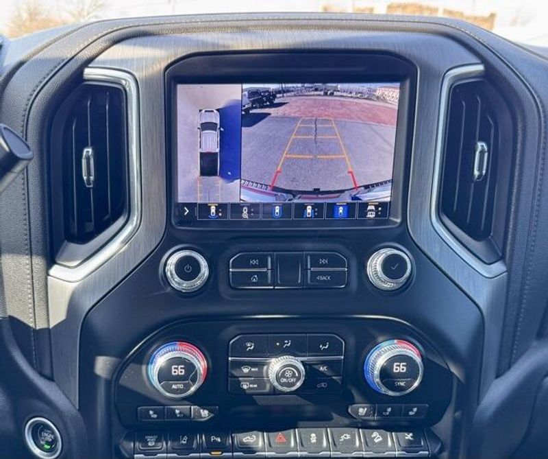 Used 2023 GMC Sierra 2500HD DenaliImage 17