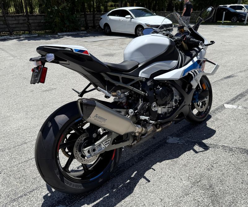 New 2025 BMW S 1000 RR 