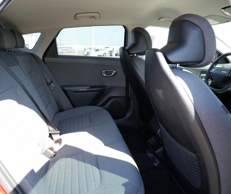 Used 2025 Kia K4 EXImage 16