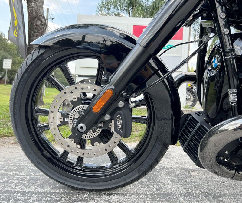 New 2024 BMW R 18 Roctane 