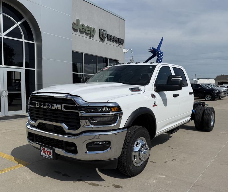 New 2026 RAM 3500 Tradesman Crew Cab Chassis 4x4 60