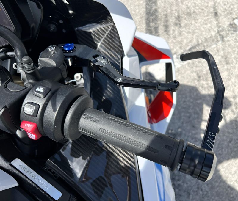 New 2025 BMW S 1000 RR 