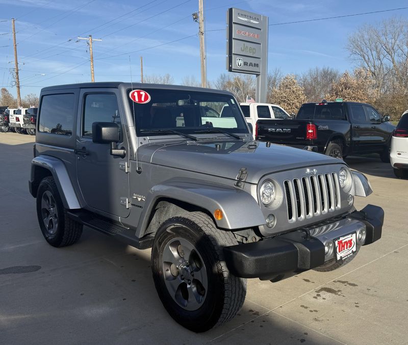 Used 2017 Jeep Wrangler JK SaharaImage 32