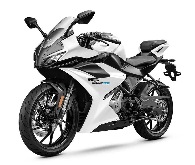 Used 2025 CFMOTO 300SS CF300-5US Image 1
