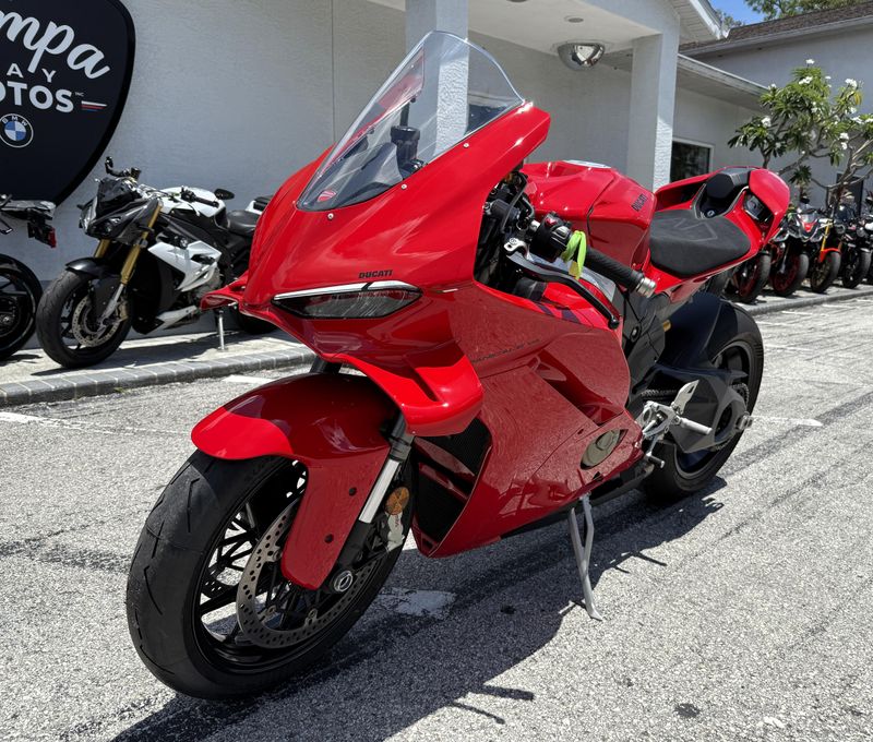 Used 2025 Ducati Panigale V4 