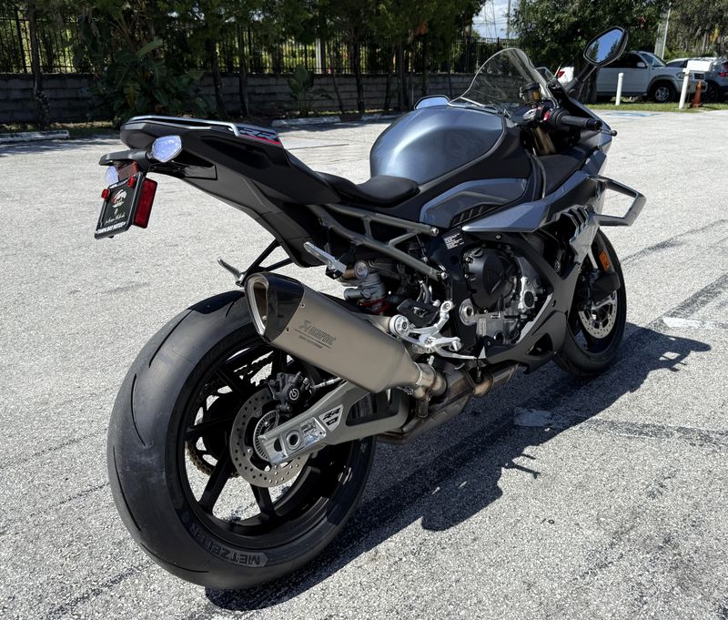 New 2025 BMW S 1000 RR 