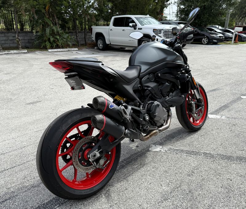 2022 Ducati Monster 937 