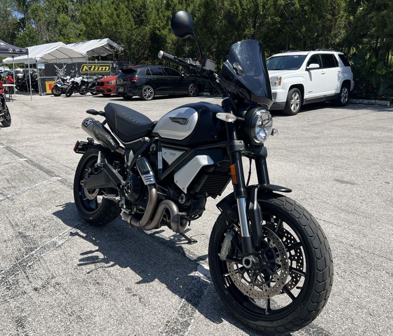 2023 Ducati Scrambler 1100 Dark Pro 