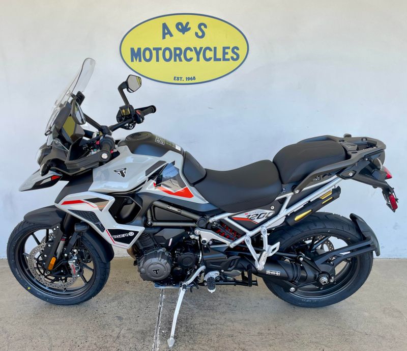 2026 Triumph TIGER SPORT 1200 ALPINE EDITION