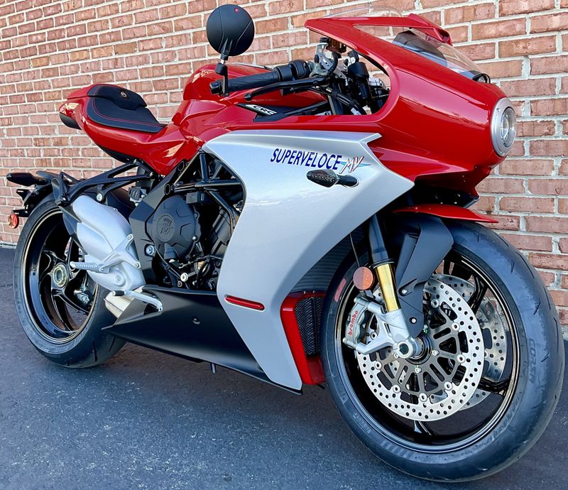 2024 MV Agusta Superveloce  Image 2