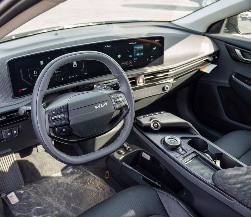 New 2026 Kia EV6 LightImage 9