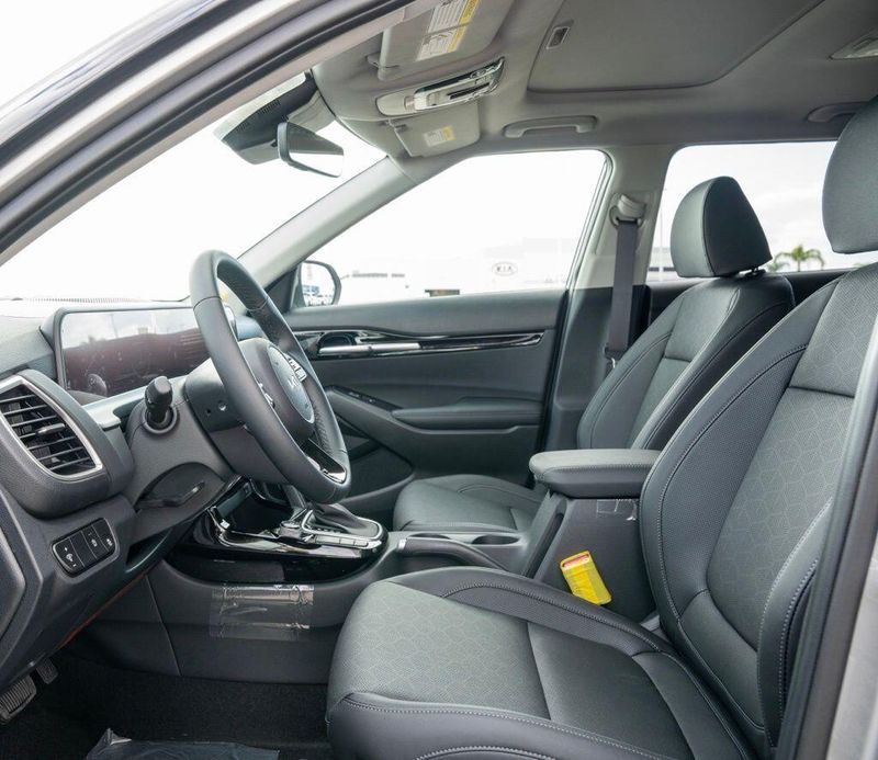 New 2026 Kia Seltos EXImage 10
