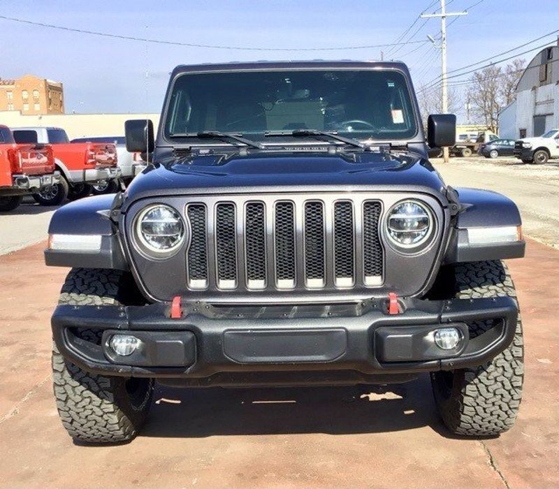 2018 Jeep Wrangler Unlimited Rubicon in a Granite Crystal Metallic Clear Coat exterior color and Blackinterior. Matthews Chrysler Dodge Jeep Ram 918-276-8729 cyclespecialties.com 