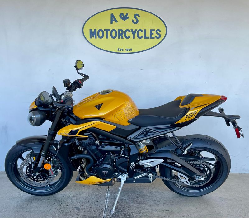 2026 Triumph STREET TRIPLE 765 RS