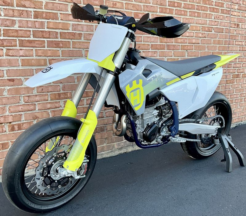 2024 Husqvarna FS 450Image 5