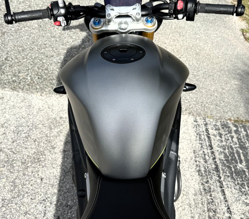 2022 Triumph Speed Triple 1200 RS