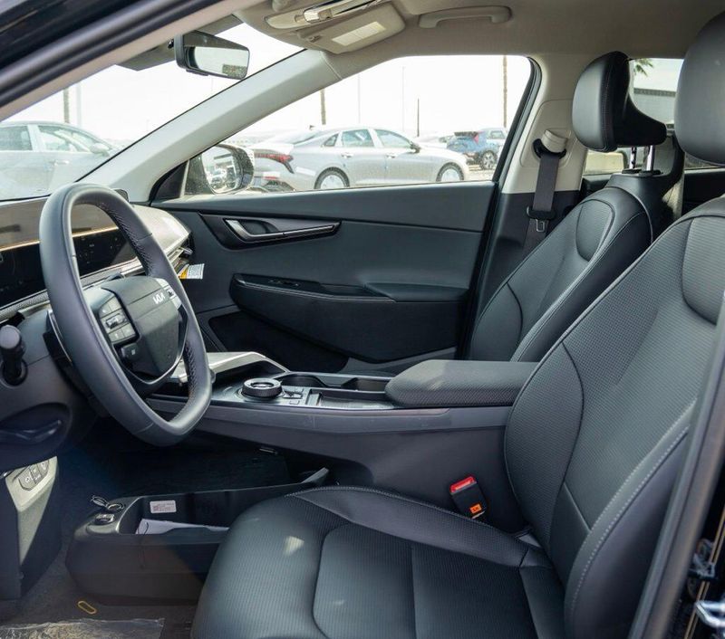 New 2026 Kia EV6 LightImage 11