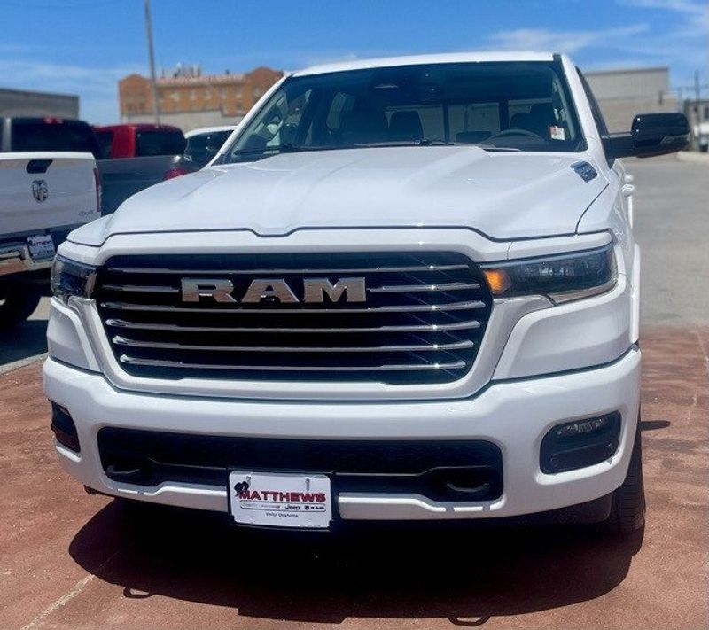 2025 RAM 1500 Laramie Crew Cab 4x4 5