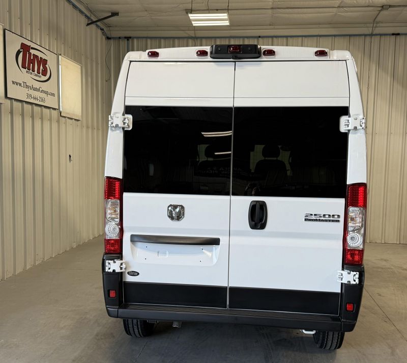 Used 2025 RAM ProMaster 2500 TradesmanImage 4