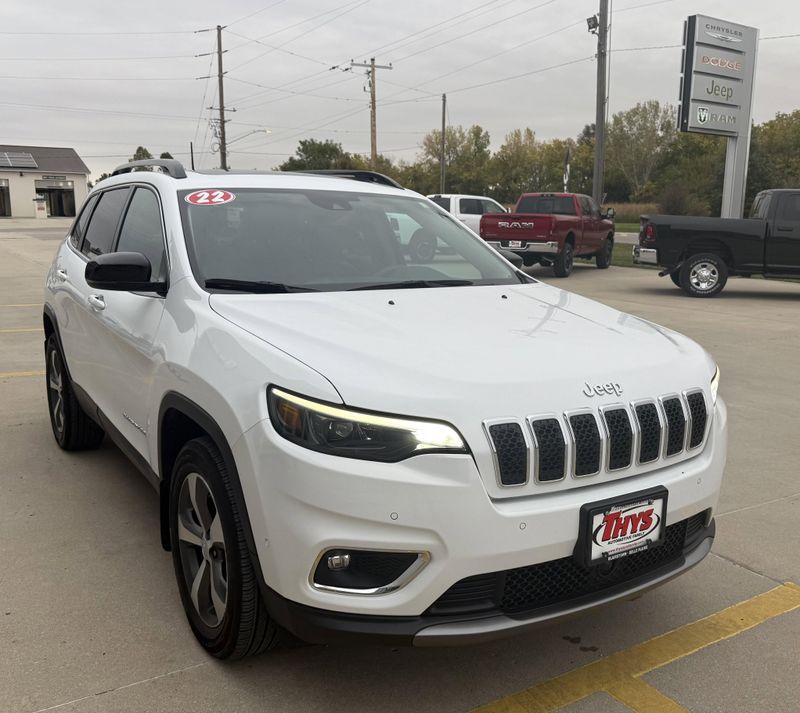 Used 2022 Jeep Cherokee LimitedImage 37