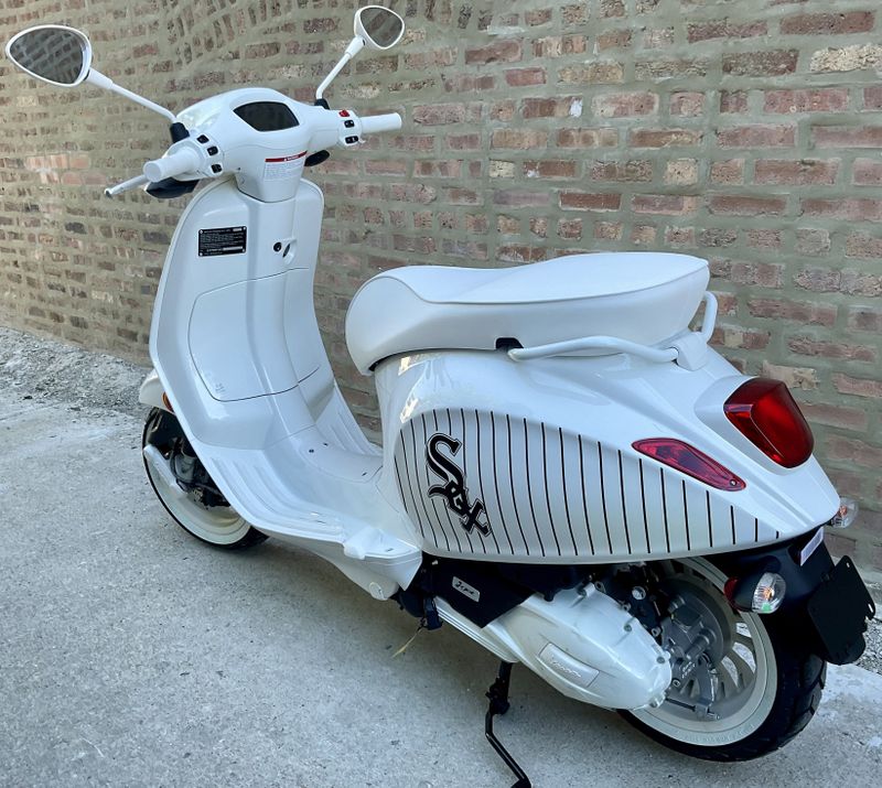 2024 Vespa Sprint Chicago White Sox  Image 5