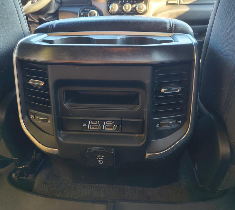 Used 2022 RAM 1500 Image 17