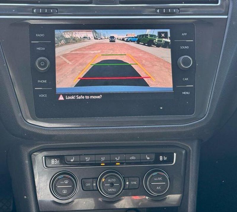 Used 2021 Volkswagen Tiguan 2.0T SEImage 18