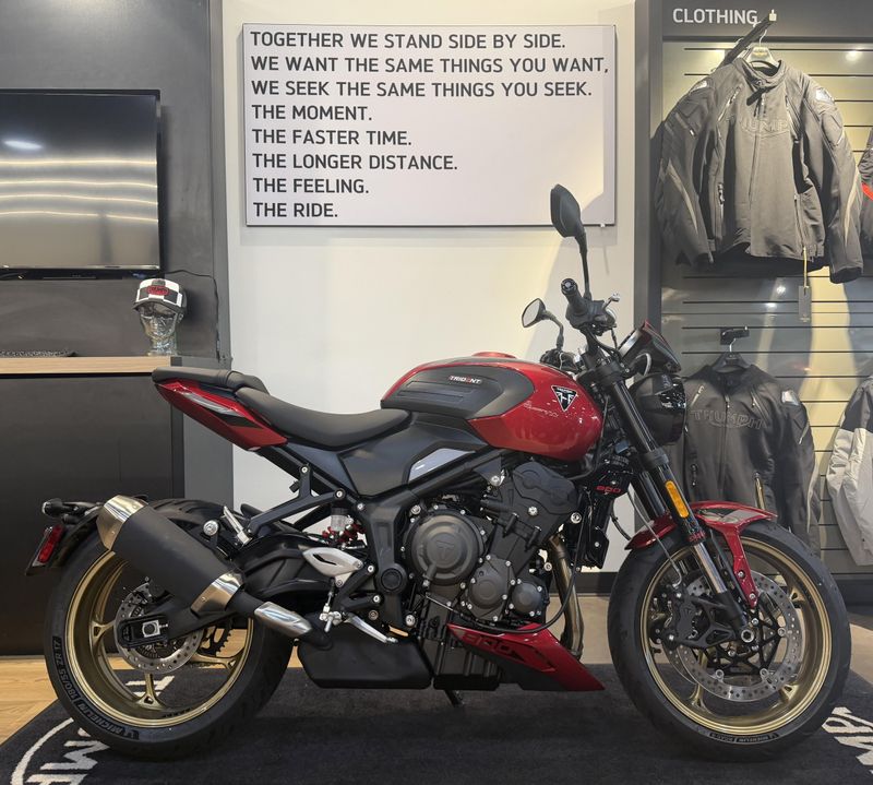 2026 Triumph Trident 800