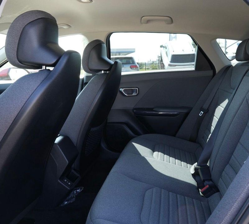 Used 2025 Kia K4 EXImage 13